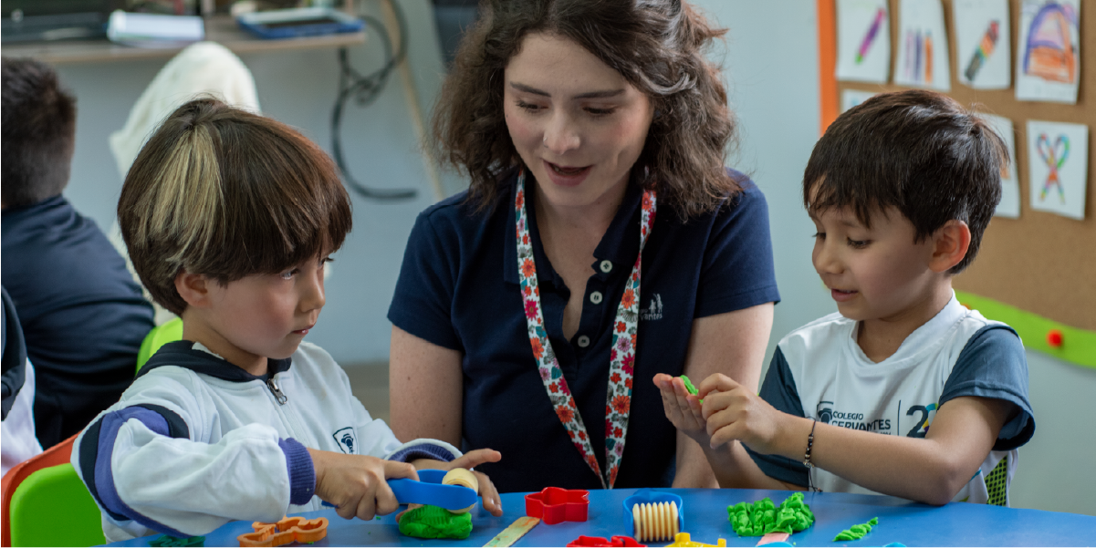 Formando niños auténticos con luz propia y paz